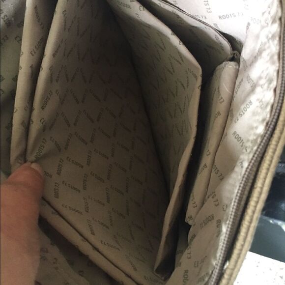 Roots Large Beige Brown Tote faux leather Shoulder Bag - Picture 12 of 14